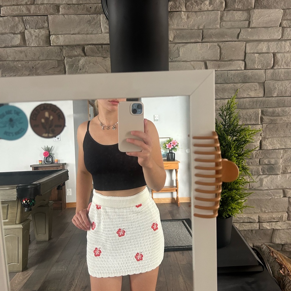 White Floral Knit Skirt